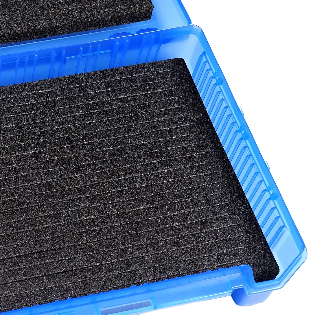 Gamakatsu G-Case Double Slit Foam Box Close up